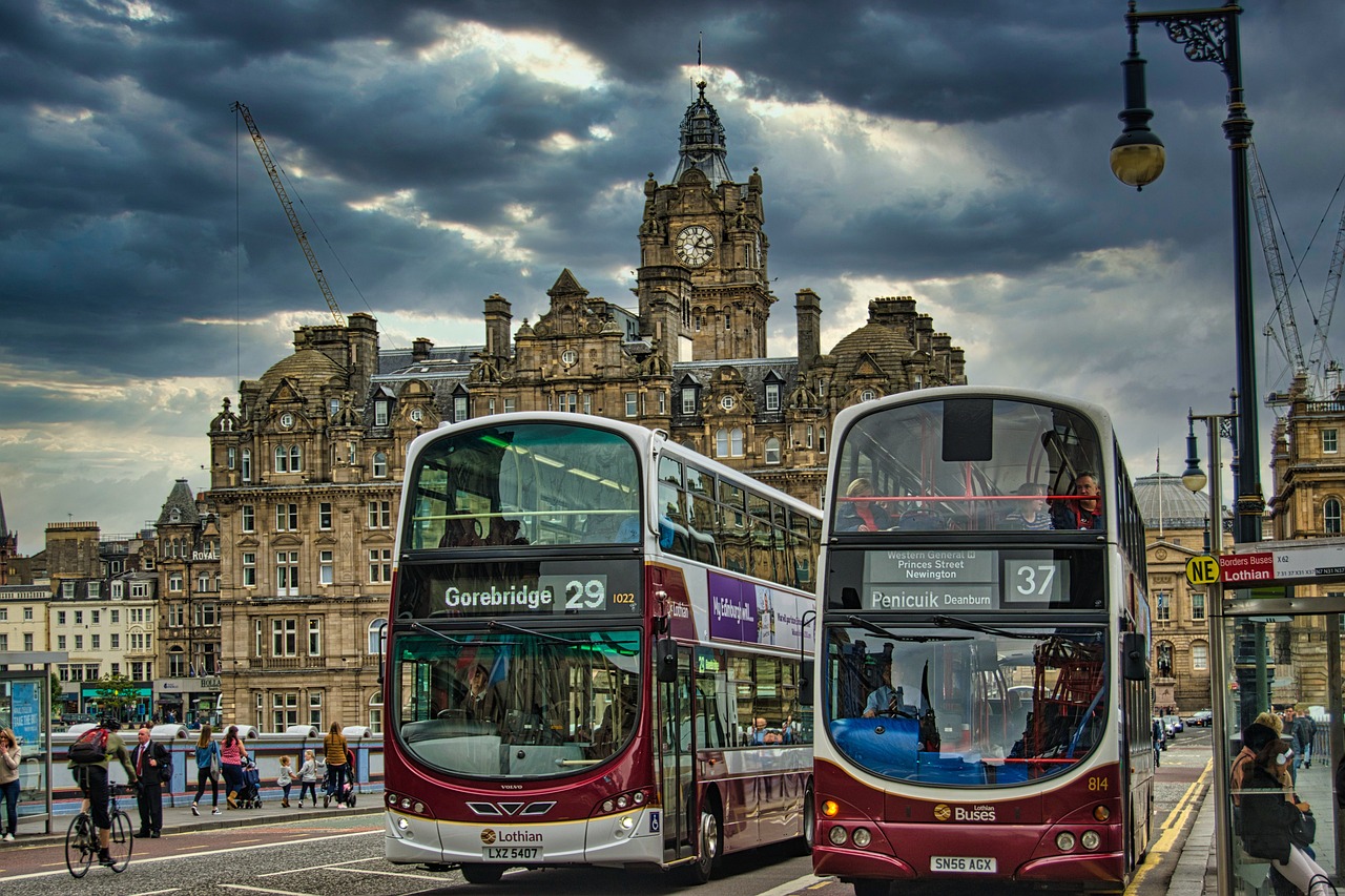 Muoversi a Edimburgo con i mezzi pubblici: due autobus a Edimburgo